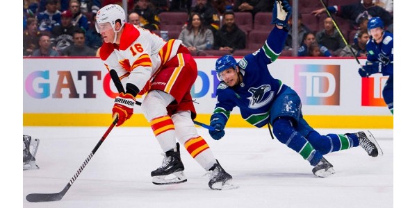 Nikita Zadorov sélectionne la cinquième équipe en carrière à rejoindre Nikita Zadorov sélectionne la cinquième équipe en carrière à rejoindre